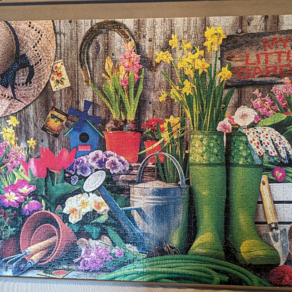 Excellent condition 1000 piece puzzle